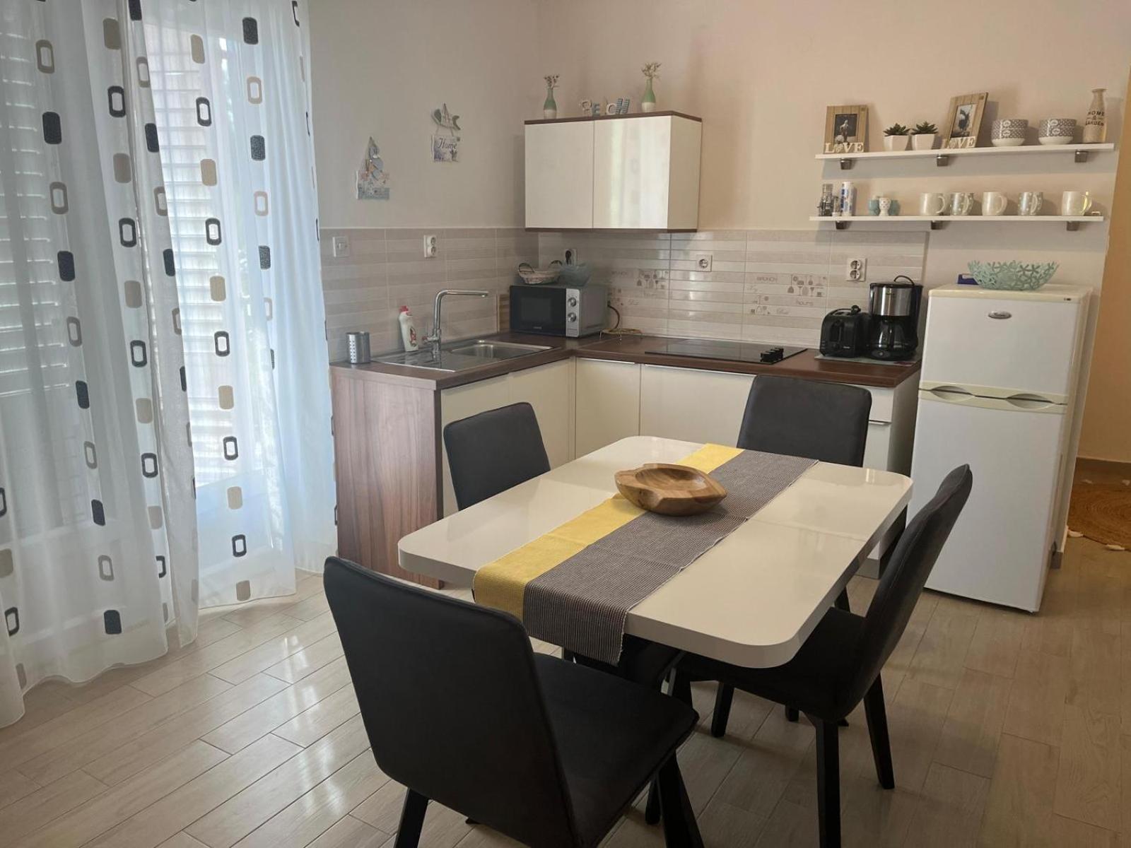 Apartmani Anica Risika Buitenkant foto