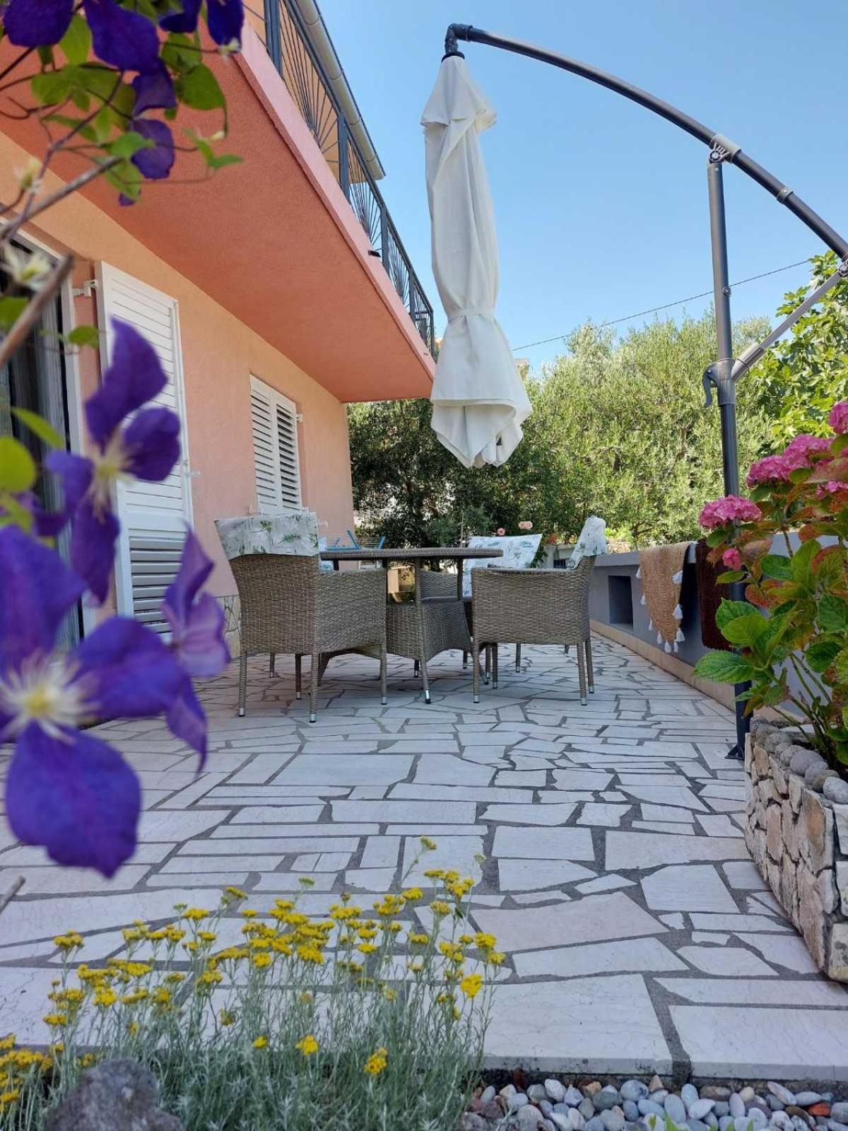 Apartmani Anica Risika Buitenkant foto