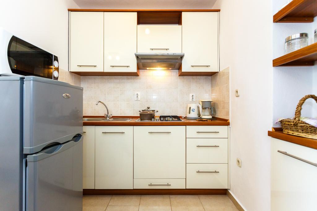 Apartmani Anica Risika Buitenkant foto