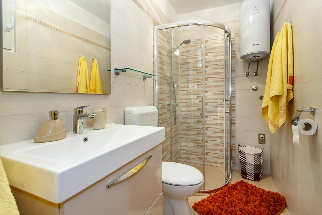 Apartmani Anica Risika Buitenkant foto